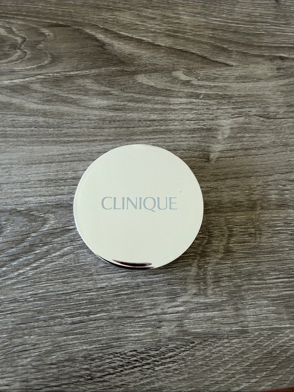 Clinique stay matte sheer pressed powder 02 stay neutral